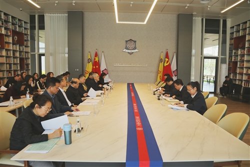 提出实现京津冀协同发展是一个重大国家